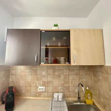 Marry Studio Apartment *